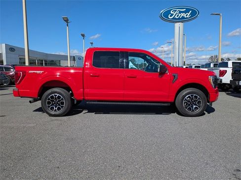 Certified 2022 Ford F150 XLT w/ Equipment Group 302A High image 3