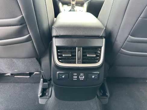Used 2024 Subaru Outback Limited XT AWD/4WD image 25