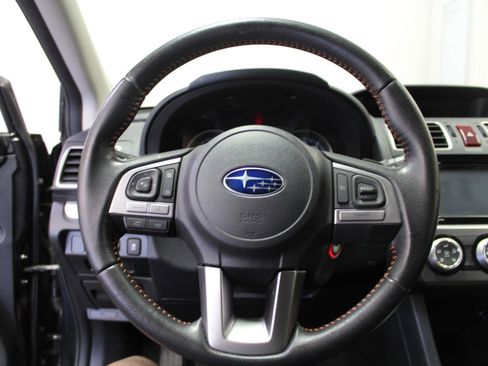 Used 2016 Subaru Crosstrek 2.0i Premium AWD/4WD image 8