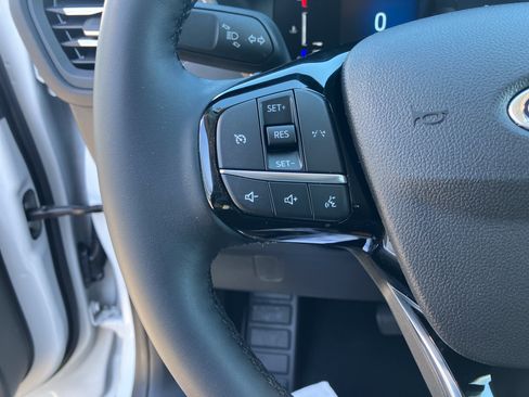 Used 2024 Ford Escape Active AWD/4WD image 25