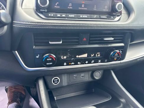 Certified 2023 Nissan Rogue SV w/ SV Premium B Package AWD/4WD image 25