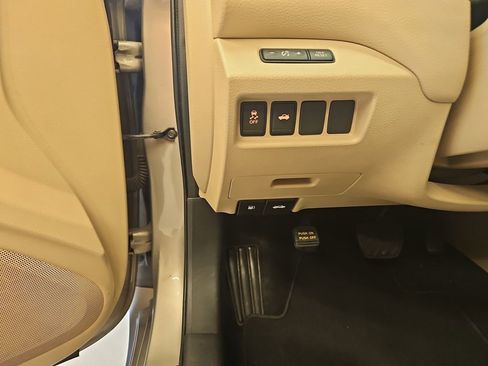 Used 2015 Nissan Altima 2.5 SV image 35