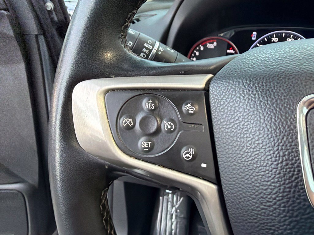 Used 2023 GMC Terrain Denali w/ Denali Premium Package AWD/4WD image 20