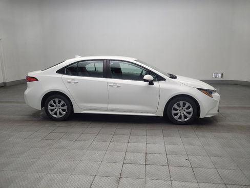 Used 2023 Toyota Corolla LE image 11