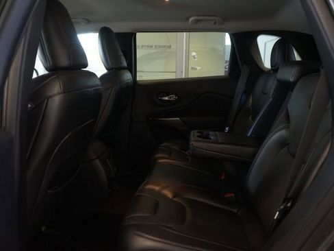 Used 2021 Jeep Cherokee Latitude Lux image 30