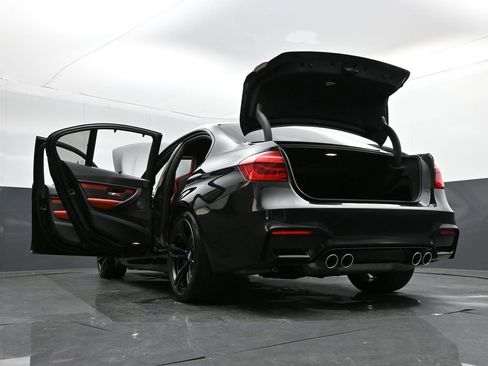 Used 2016 BMW M3 image 48