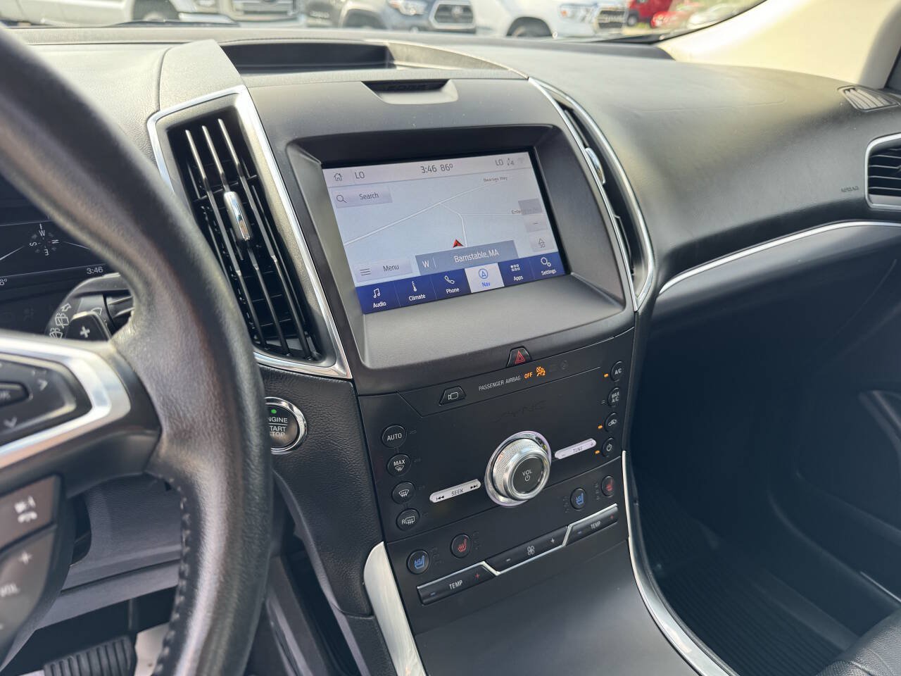 Used 2020 Ford Edge Titanium w/ Equipment Group 301A AWD/4WD image 22