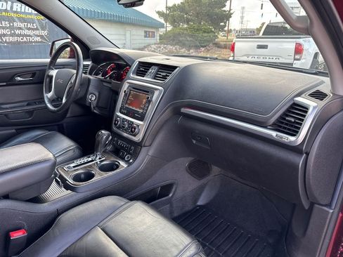 Used 2016 GMC Acadia SLT AWD/4WD image 18