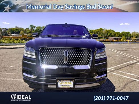 Used 2019 Lincoln Navigator L Reserve w/ Cargo Package AWD/4WD image 2