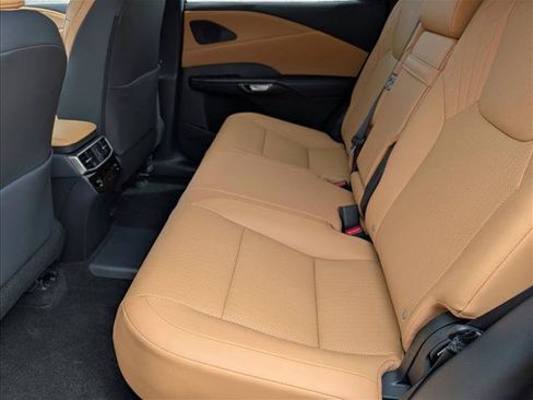 Used 2026 Lexus RX 450h AWD w/ Convenience Package image 20