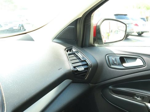 Used 2018 Ford Escape SEL AWD/4WD image 28