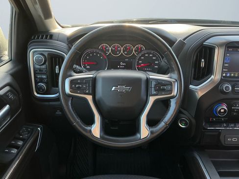 Used 2021 Chevrolet Silverado 1500 LT Trail Boss w/ Bed Protection Package image 13