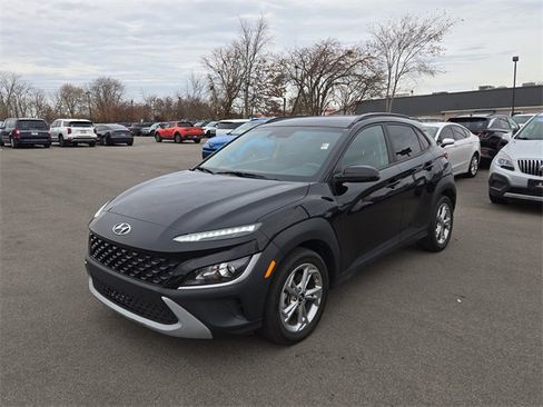 Used 2023 Hyundai Kona SEL w/ Cargo Package image 2