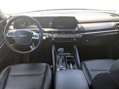 Certified 2025 Kia Telluride S AWD/4WD image 20
