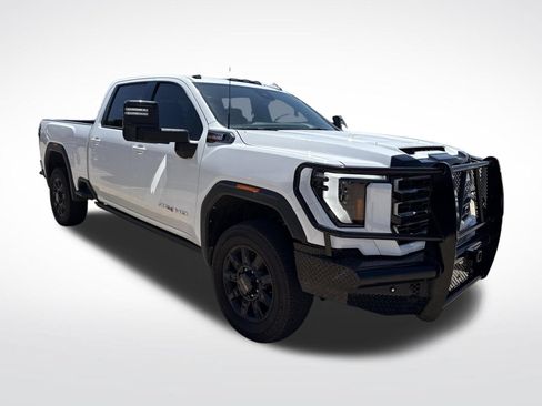 Used 2024 GMC Sierra 2500 AT4 w/ AT4 Premium Plus Package AWD/4WD image 3