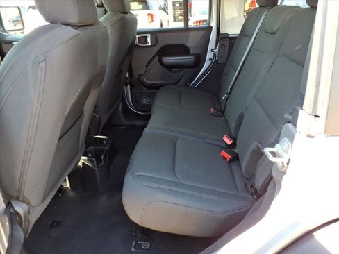 Used 2020 Jeep Wrangler Unlimited Sport image 14