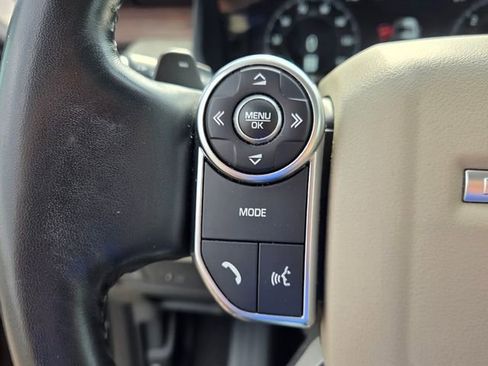Used 2018 Land Rover Discovery HSE AWD/4WD image 23