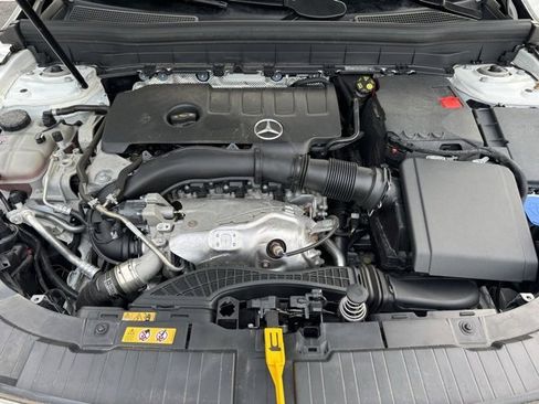 Certified 2023 Mercedes-Benz GLB 250 4MATIC image 10