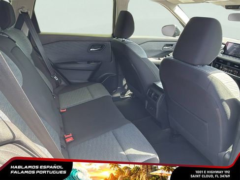 Used 2023 Nissan Rogue SV FWD image 27