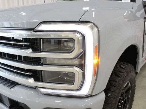 New 2026 Ford F250 Platinum w/ Platinum Plus Package AWD/4WD image 34