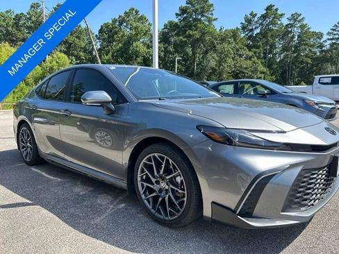 Used 2026 Toyota Camry SE w/ Multimedia Upgrade Package FWD image 1