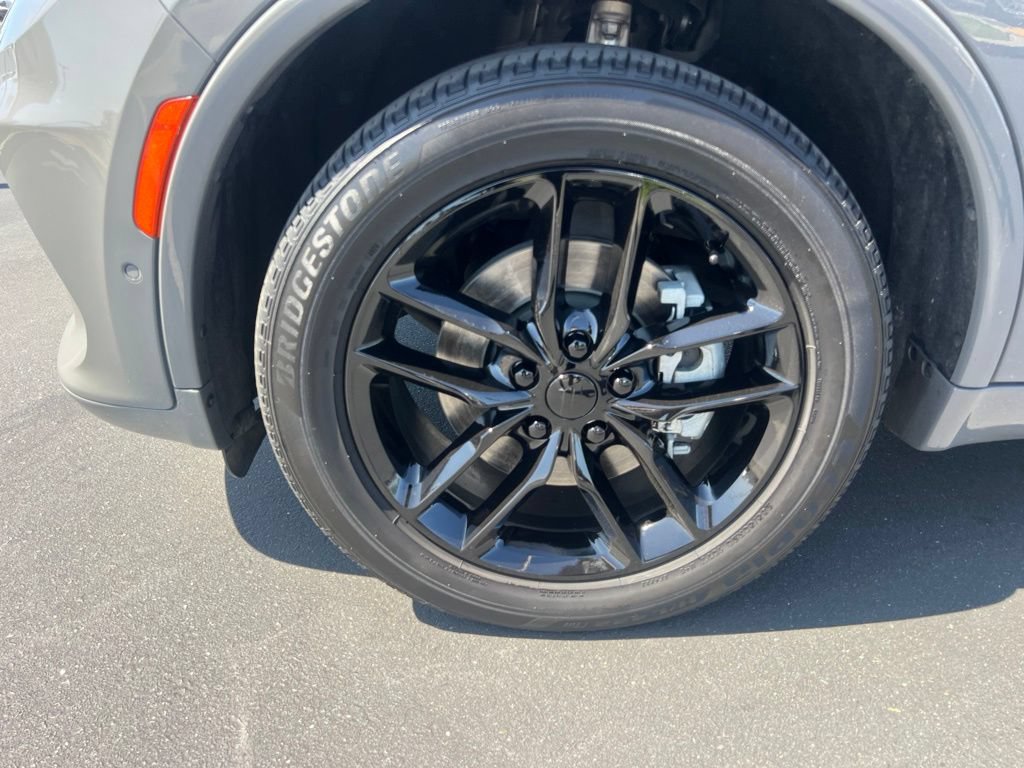 Used 2025 Dodge Durango GT AWD/4WD image 57