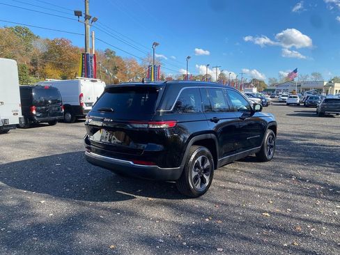 Used 2023 Jeep Grand Cherokee 4WD 4xe image 5