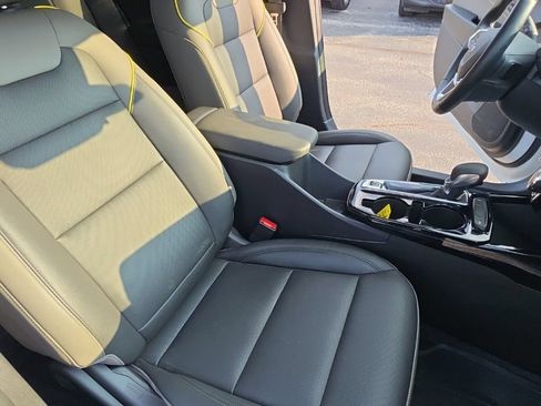 Certified 2025 Chevrolet Trax ACTIV w/ Driver Confidence Package FWD image 23
