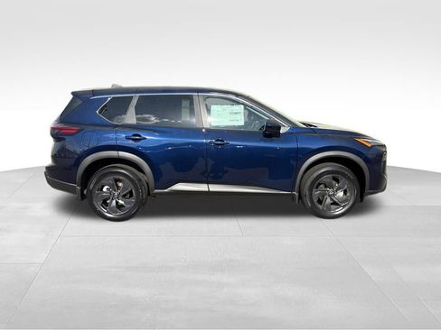 New 2026 Nissan Rogue SV FWD image 5