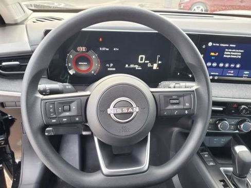 New 2026 Nissan Kicks S image 21