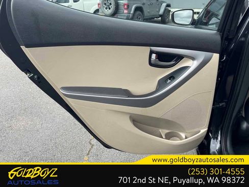 Used 2016 Hyundai Elantra SE FWD image 15