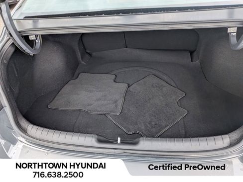 Certified 2023 Hyundai Elantra Limited FWD image 35