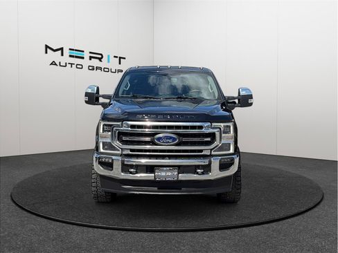 Used 2020 Ford F350 Lariat w/ Lariat Ultimate Package image 3
