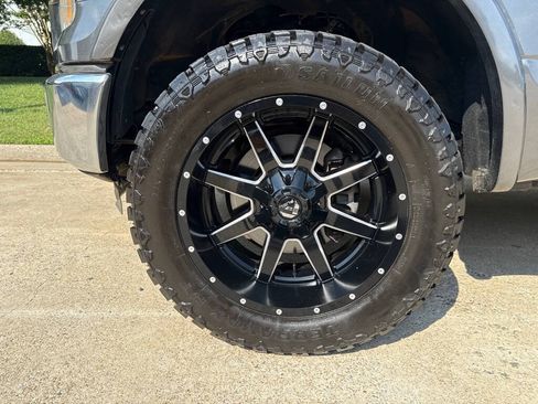 Used 2015 Ford F150 Lariat w/ Equipment Group 501A Mid AWD/4WD image 10