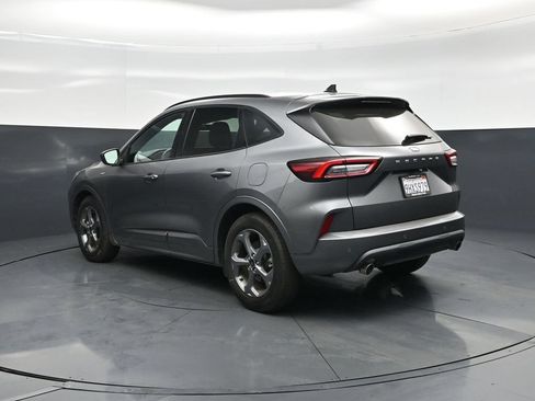 Used 2023 Ford Escape ST-Line w/ Tech Pack #1 FWD image 6