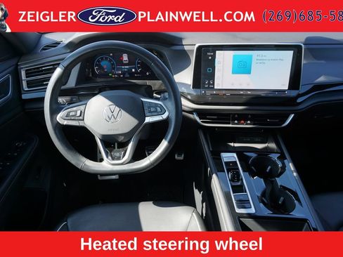 Used 2025 Volkswagen Atlas Cross Sport SEL Premium R-Line AWD/4WD image 15