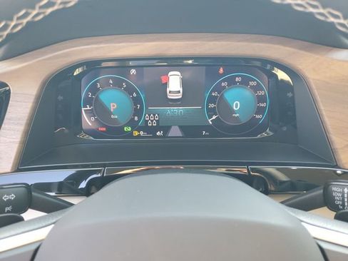 New 2026 Volkswagen Atlas SE FWD image 21