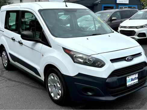 Used 2016 Ford Transit Connect XL image 3