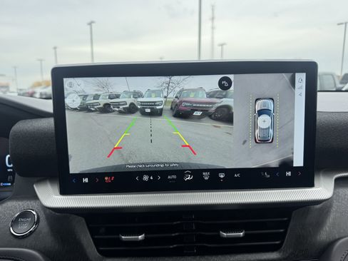 Certified 2025 Ford Explorer Platinum w/ LUX Leather Package image 23