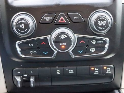 Used 2018 RAM 1500 Lone Star image 39