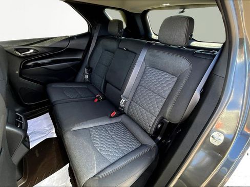 Used 2018 Chevrolet Equinox LT w/ LPO, Blackout Package image 28