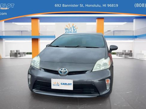Used 2013 Toyota Prius One image 9