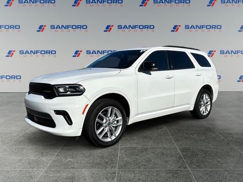 Used 2023 Dodge Durango GT image 1