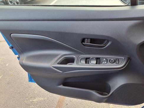 Used 2024 Nissan Versa S w/ Trunk Package image 17