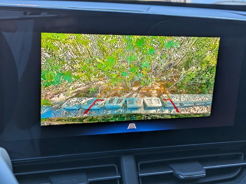New 2026 Chevrolet Trax ACTIV w/ Driver Confidence Package FWD image 23