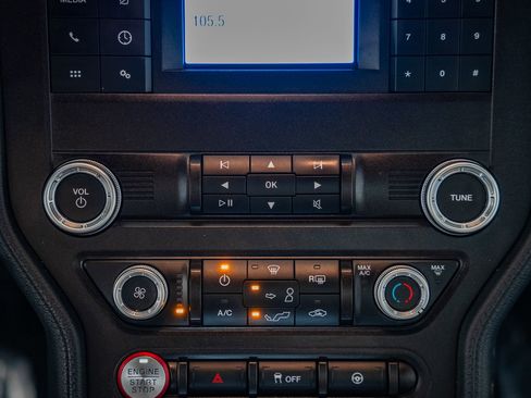 Certified 2019 Ford Mustang Coupe image 27