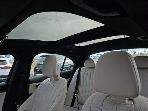 Certified 2024 Mercedes-Benz E 450 4MATIC Sedan image 20