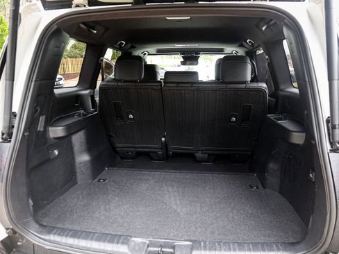 Used 2024 Lexus GX 550 AWD/4WD image 32