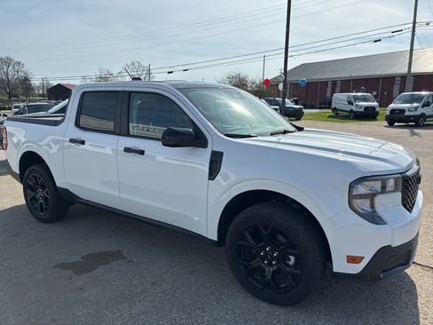 New 2025 Ford Maverick XLT w/ XLT Luxury Package image 10