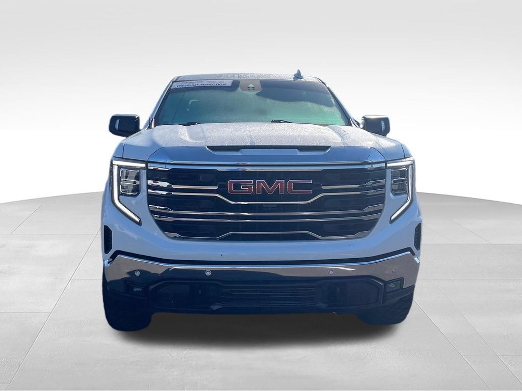 Used 2024 GMC Sierra 1500 SLT w/ SLT Premium Plus Package AWD/4WD image 8